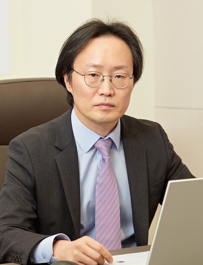 논문명: Anti-TLR2 immunotherapy modulates neuron-to-oligodendrocyte propagation of α-synuclein in mouse and human models

학술지명: Nature Communications


(유튜브 채널 해당 영상으로 이동)